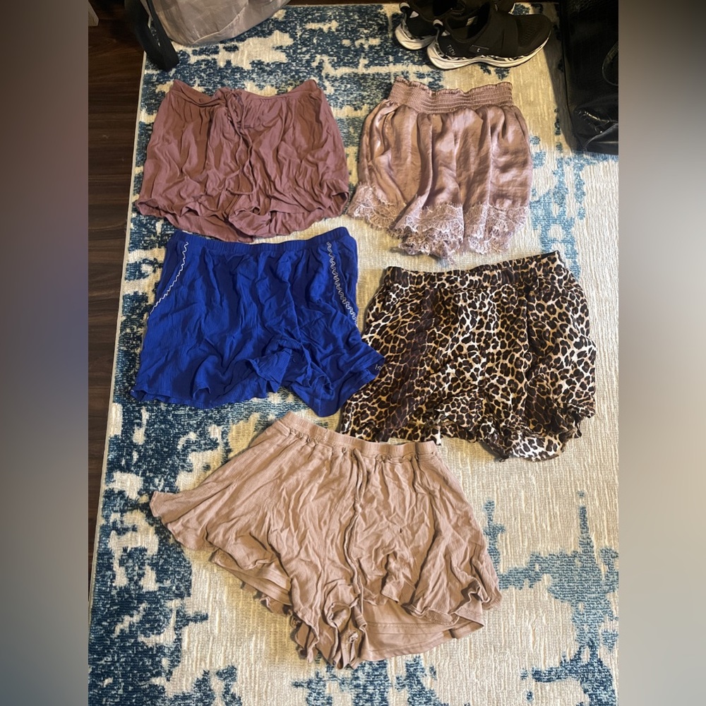 Mixed Pattern Color Shorts Lot / Bundle Sizes Med… - image 1